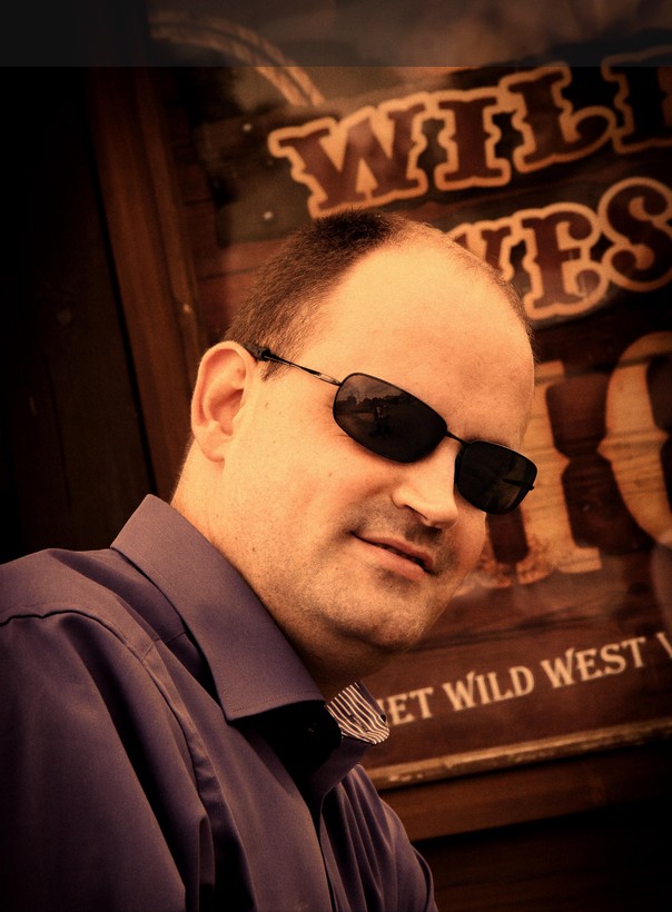 Daniël Winters met zijn camera